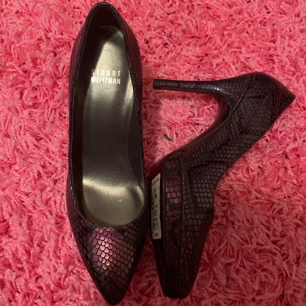 Stuart Weitzman Pointy-Nose Heels